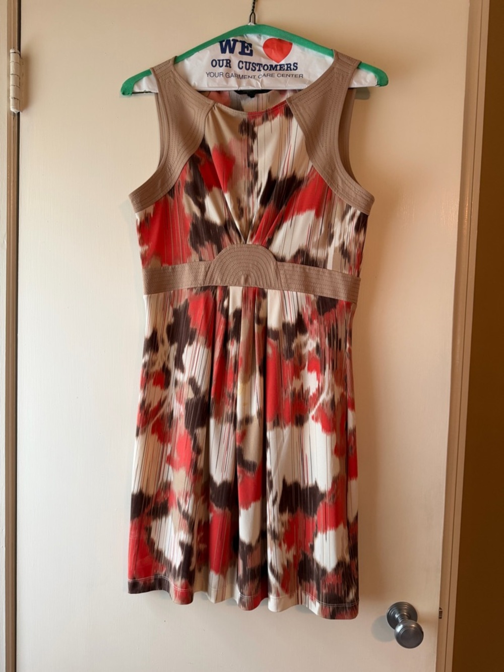 BCBGMaxAzria Red Tan White Printed Sleeveless Midi Dress